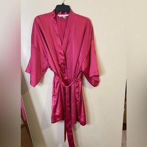 Victoria’s Secret Y2K Elegant Silky  Pink Kimono Robe with side pockets